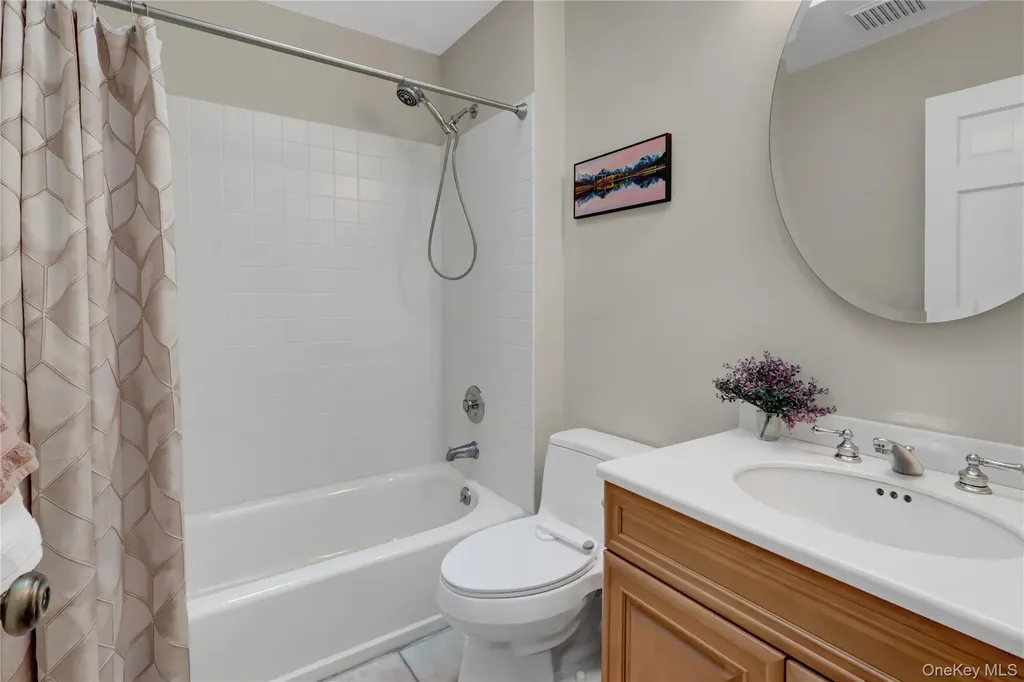 5 Robin Lane Huntington NY 11743