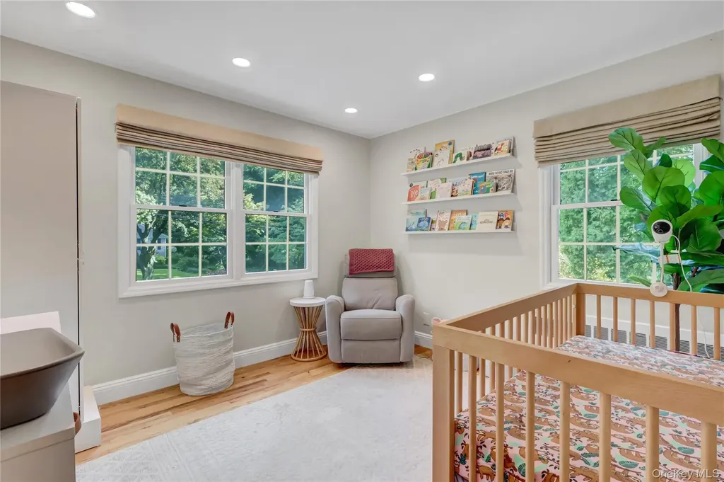 5 Robin Lane Huntington NY 11743