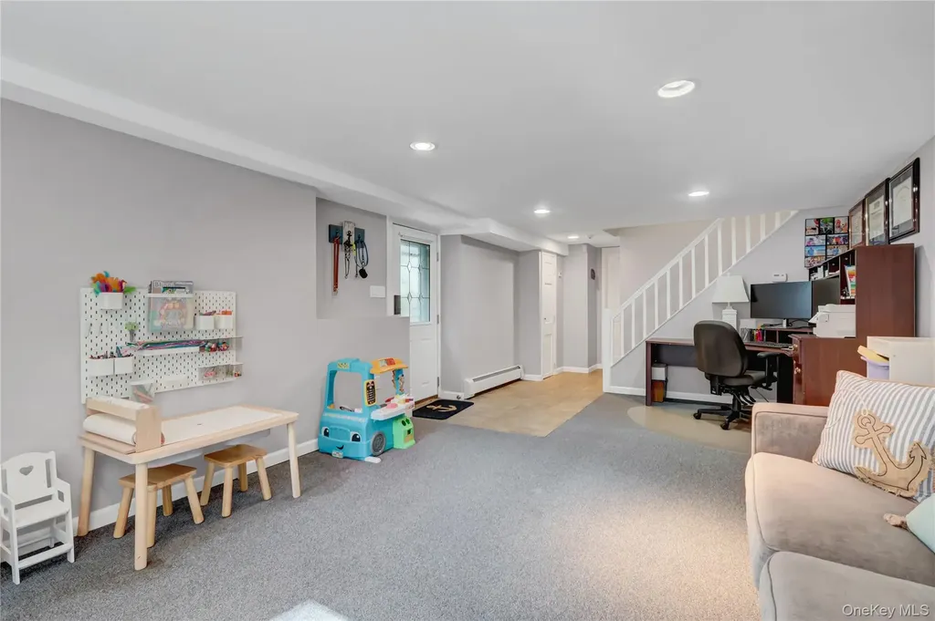 5 Robin Lane Huntington NY 11743