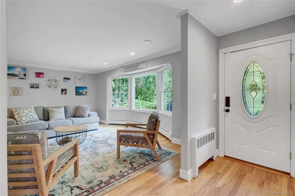 5 Robin Lane Huntington NY 11743