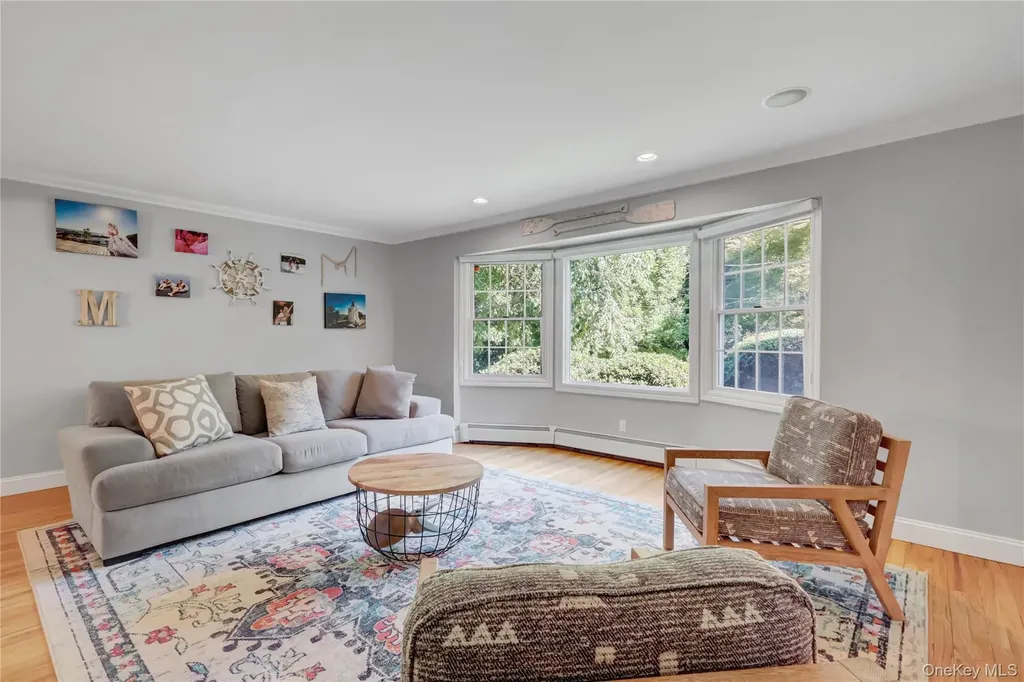 5 Robin Lane Huntington NY 11743
