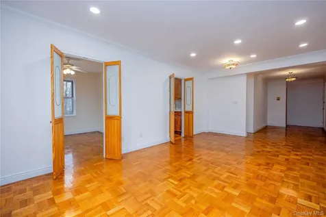 2303 Palmer Avenue New Rochelle NY 10801