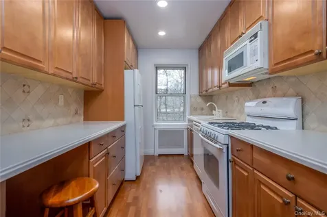 2303 Palmer Avenue New Rochelle NY 10801