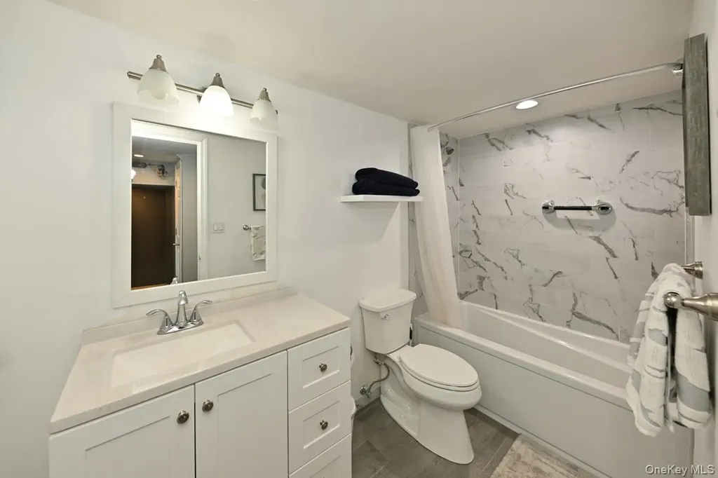 25 Flint Drive Spring Valley NY 10977