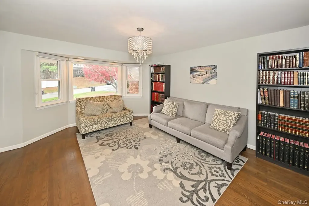 25 Flint Drive Spring Valley NY 10977