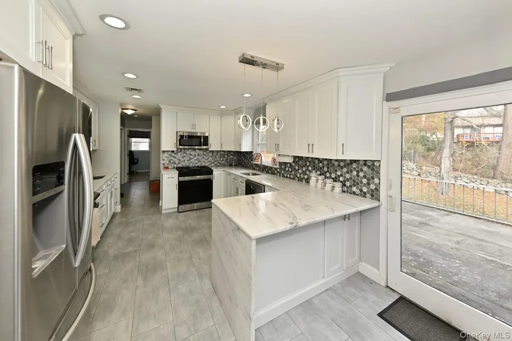 25 Flint Drive Spring Valley NY 10977