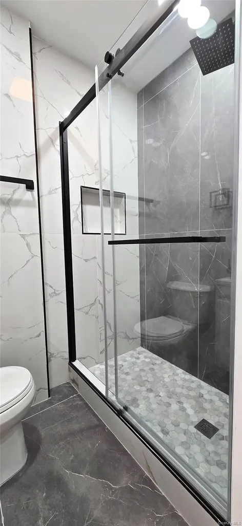 537 Miller Avenue Brooklyn NY 11207