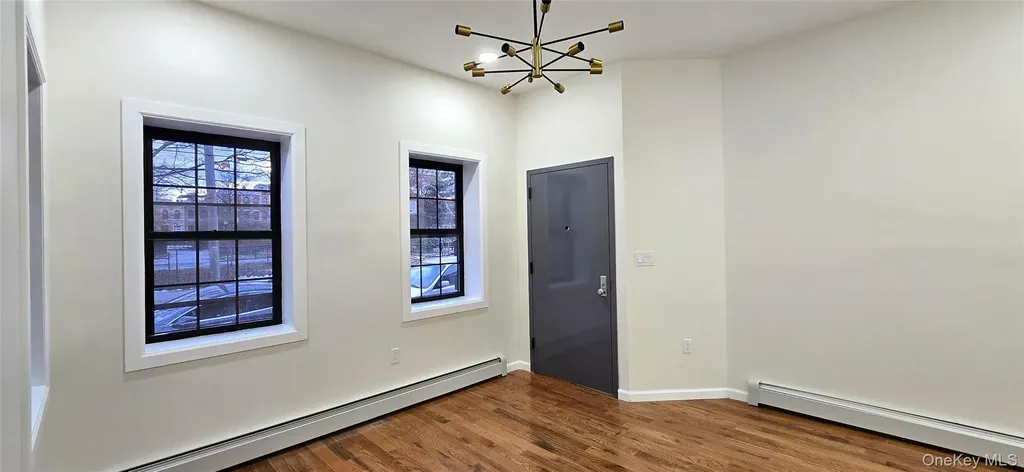 537 Miller Avenue Brooklyn NY 11207
