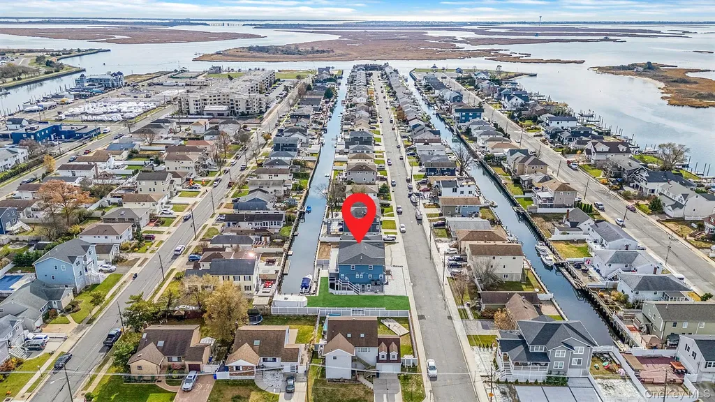 449 Nassau Avenue Freeport NY 11520