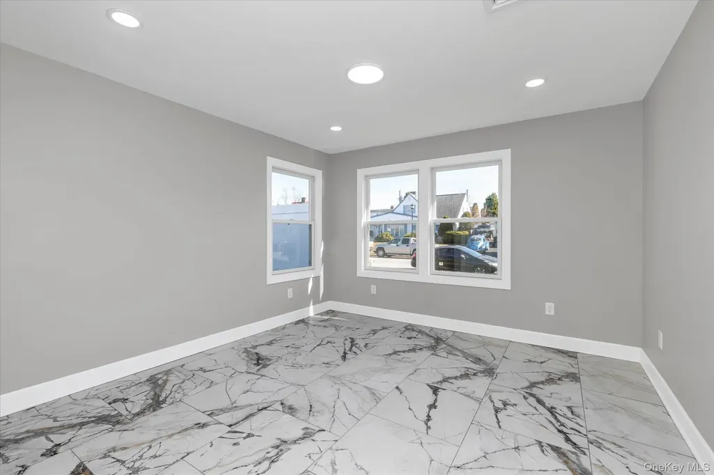 33 Prentice Road Levittown NY 11756