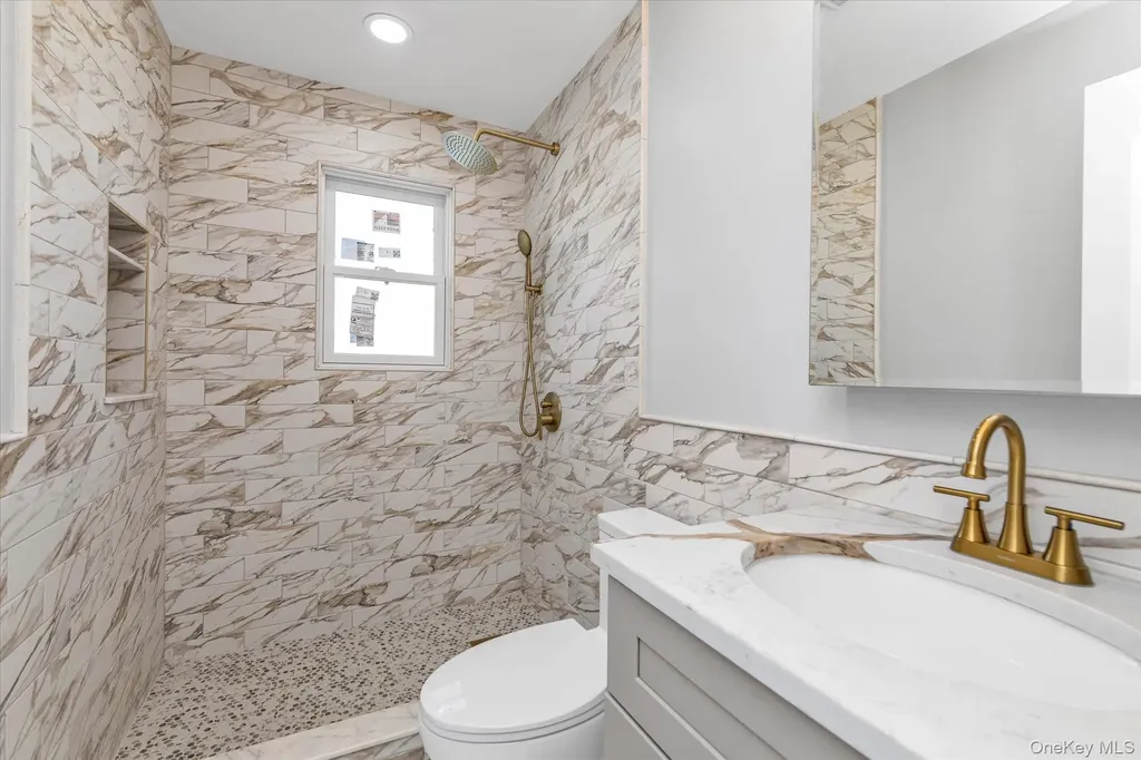 33 Prentice Road Levittown NY 11756