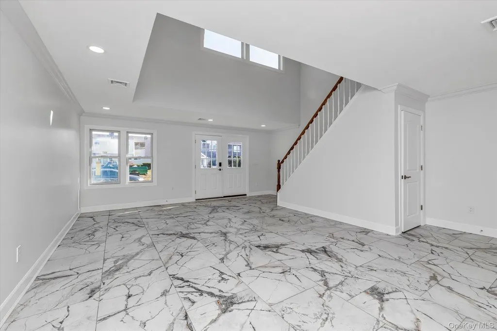 33 Prentice Road Levittown NY 11756