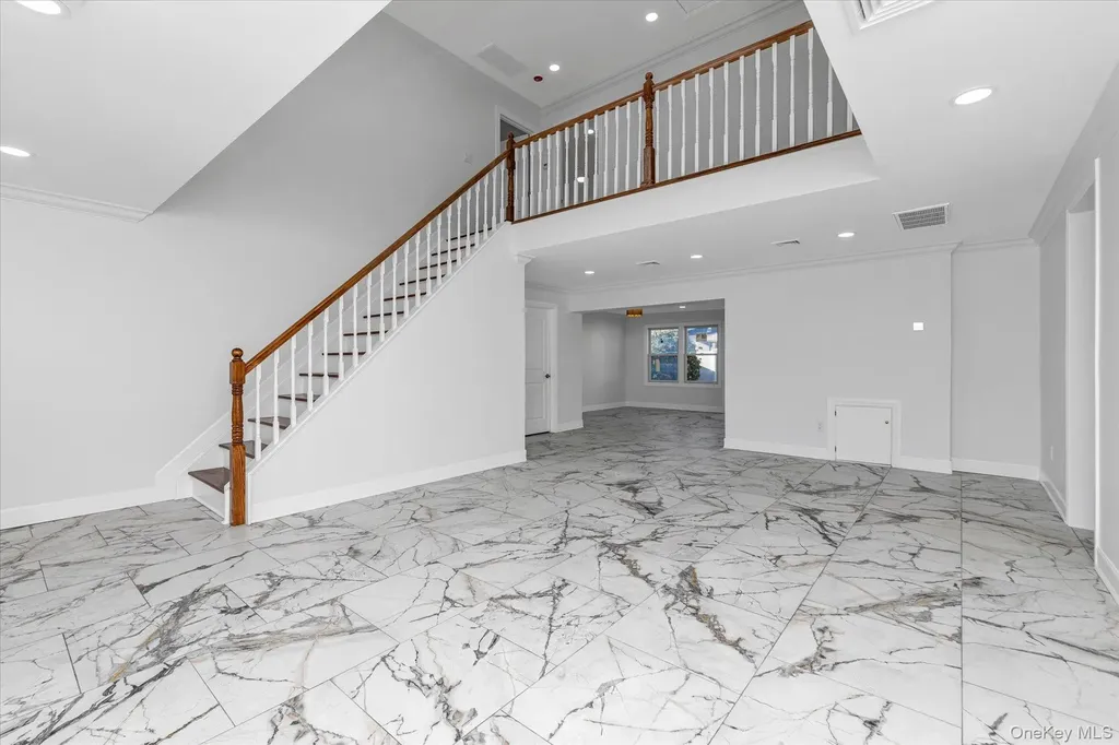 33 Prentice Road Levittown NY 11756