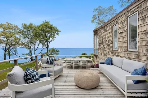 31059 County Road 48 Peconic NY 11958