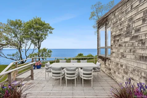 31059 County Road 48 Peconic NY 11958