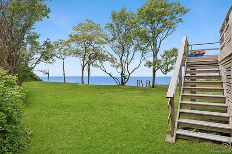 31059 County Road 48 Peconic NY 11958