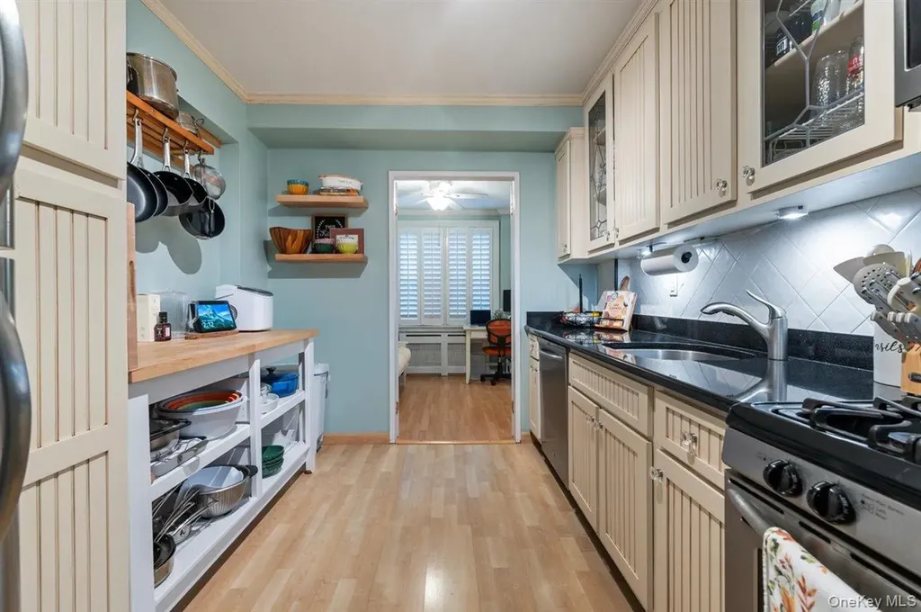 700 Shore Road Long Beach NY 11561
