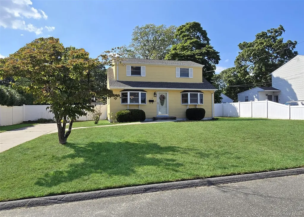 119 Noel Drive Centereach NY 11720