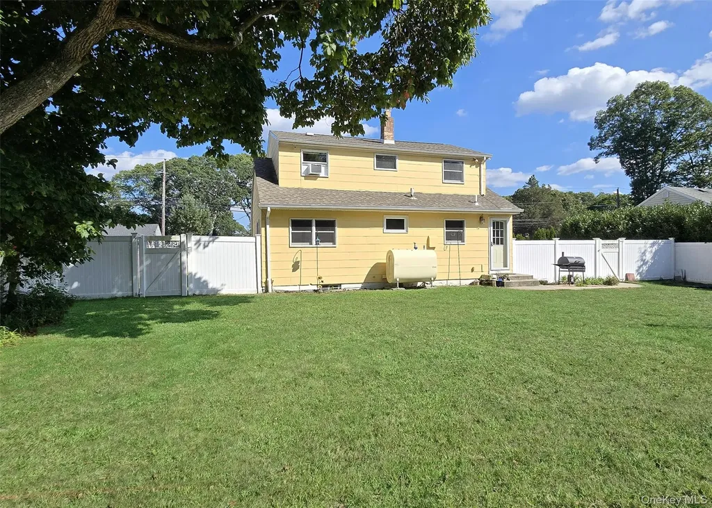 119 Noel Drive Centereach NY 11720