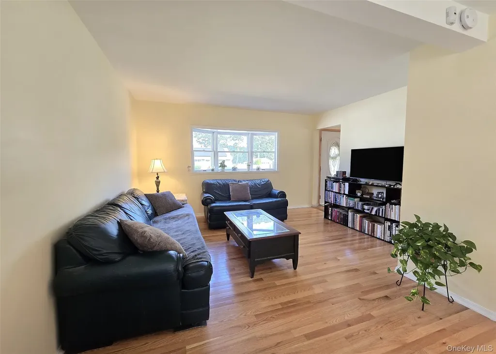 119 Noel Drive Centereach NY 11720