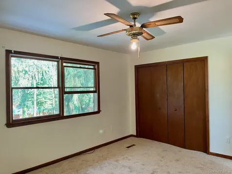 80 Mallory Lane Pine Bush NY 12566
