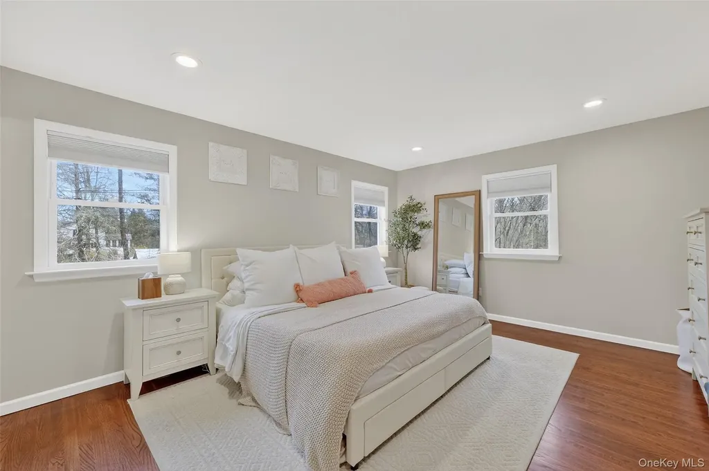 8 Ridge Road Wallkill NY 12589