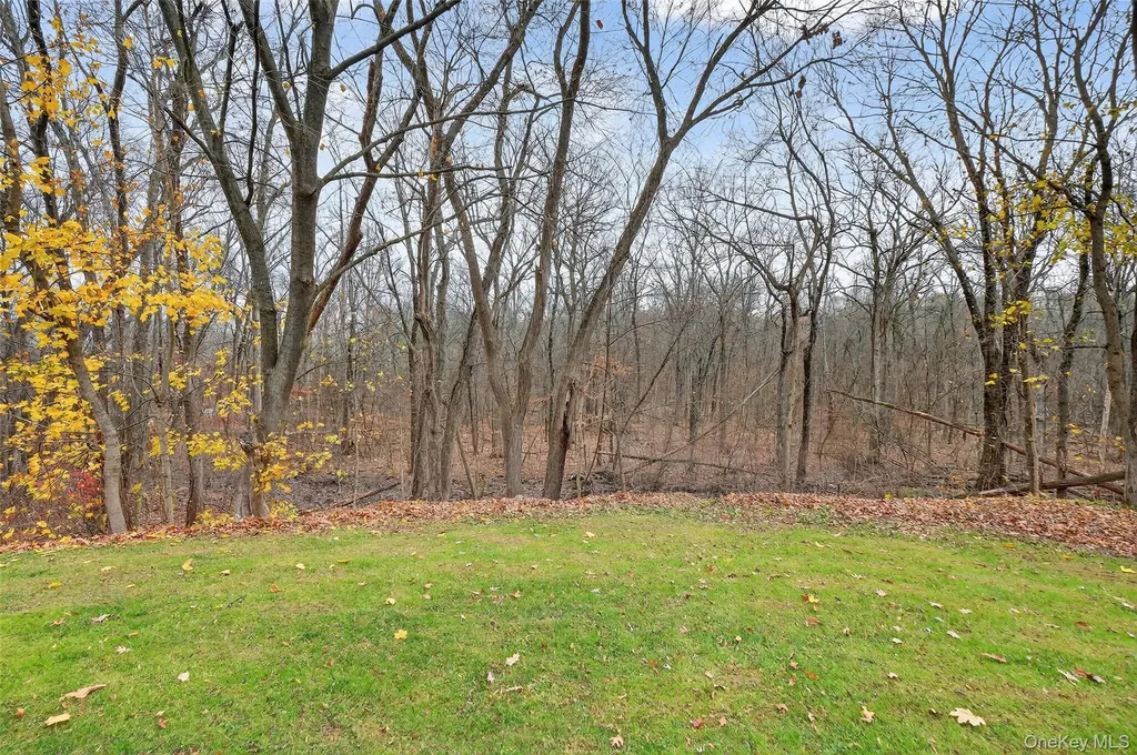 8 Ridge Road Wallkill NY 12589