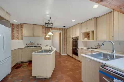 6 Payne Road Elmsford NY 10523