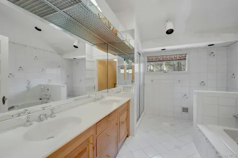 6 Payne Road Elmsford NY 10523