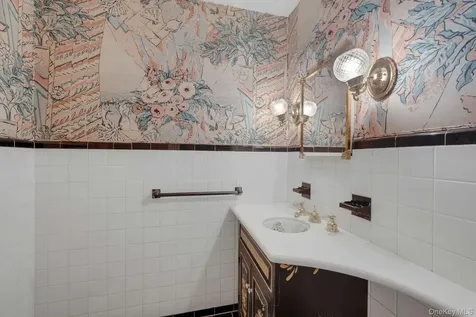 6 Payne Road Elmsford NY 10523