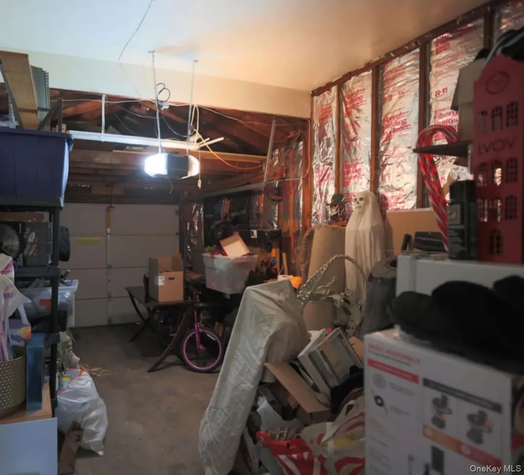 407 Tree Road South Setauket NY 11720