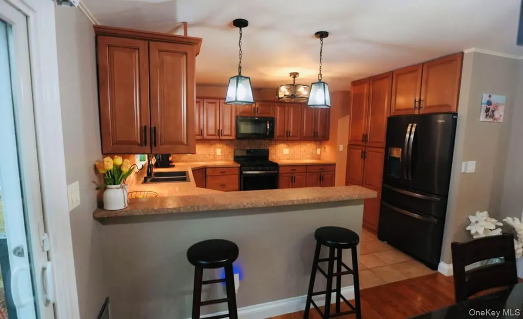 407 Tree Road South Setauket NY 11720