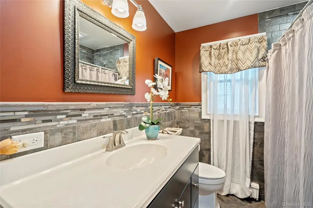 1617 Richard Avenue Merrick NY 11566
