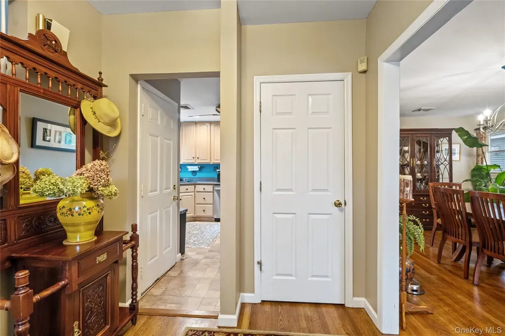 1617 Richard Avenue Merrick NY 11566