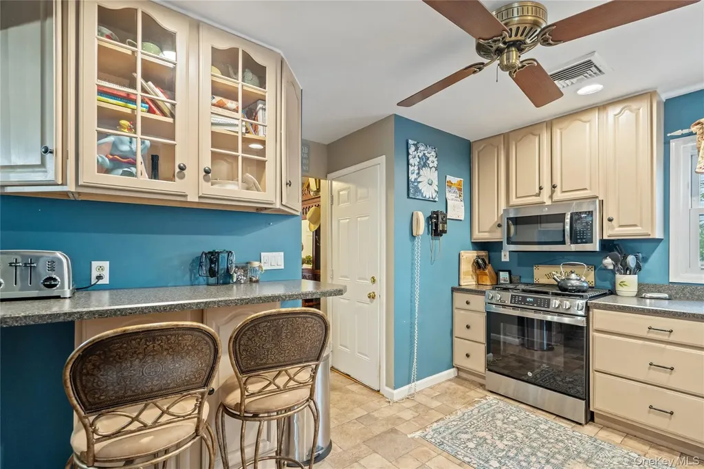 1617 Richard Avenue Merrick NY 11566