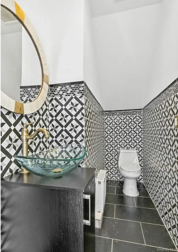 308 Clifton Place Brooklyn NY 11216