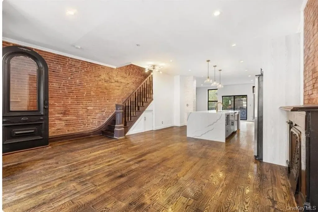 308 Clifton Place Brooklyn NY 11216