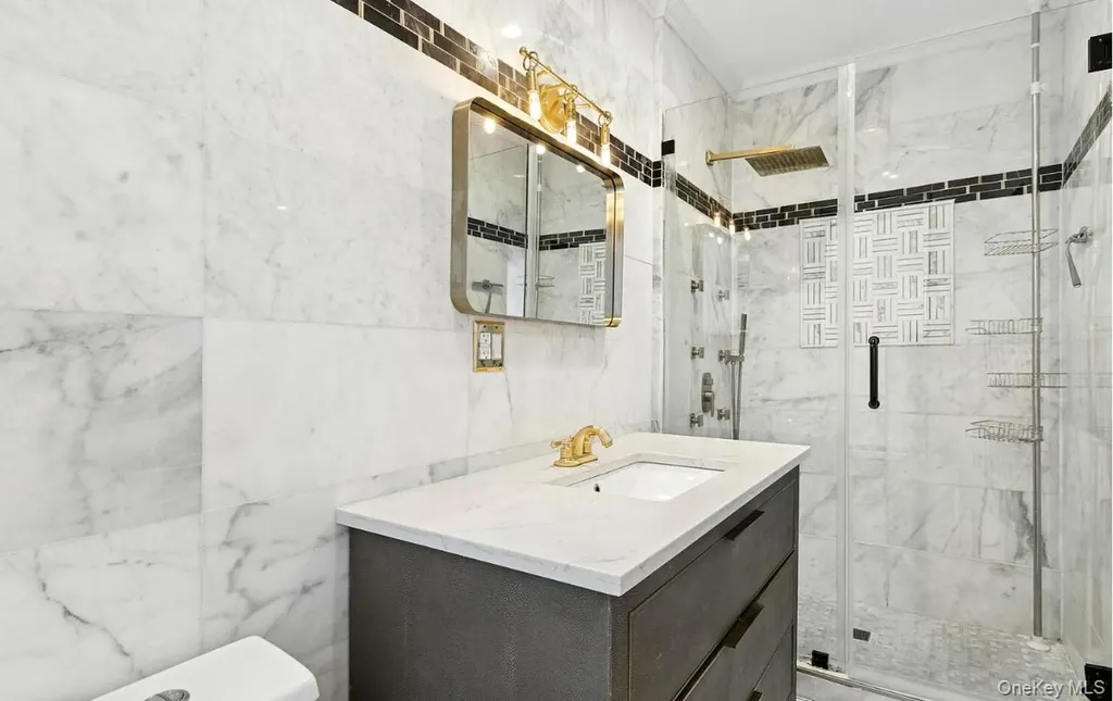 308 Clifton Place Brooklyn NY 11216