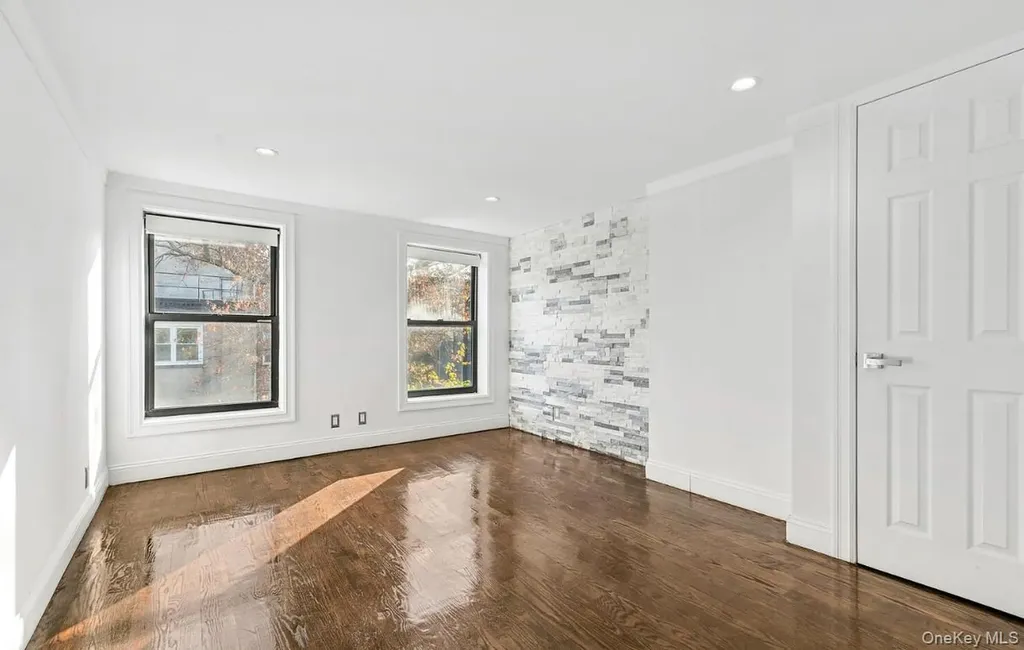 308 Clifton Place Brooklyn NY 11216