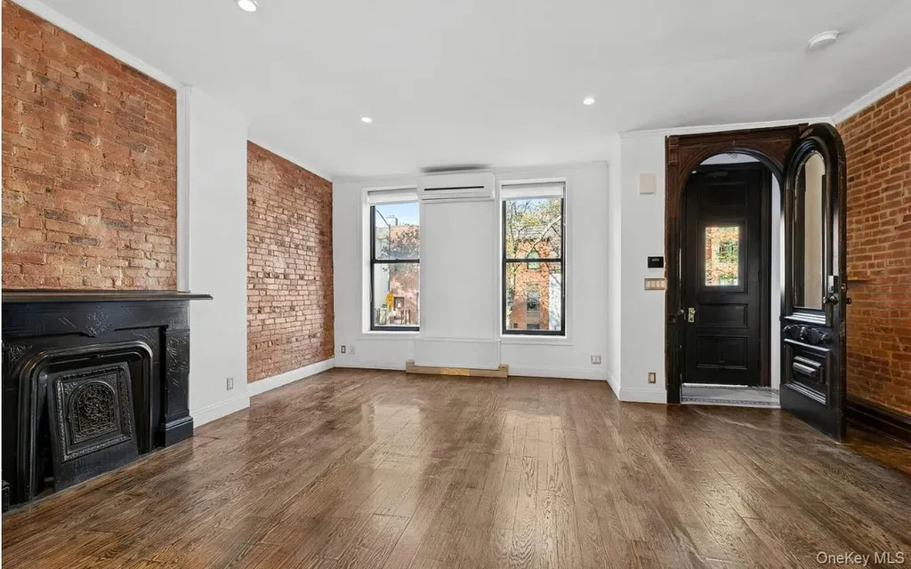 308 Clifton Place Brooklyn NY 11216