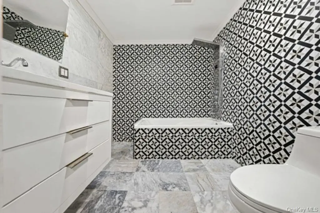 308 Clifton Place Brooklyn NY 11216