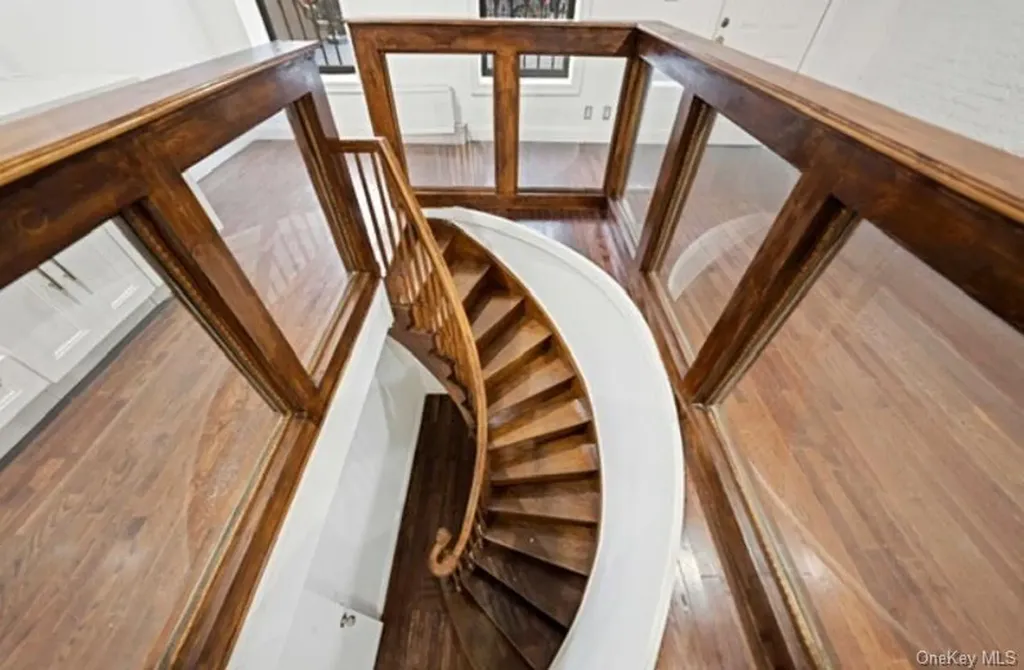 308 Clifton Place Brooklyn NY 11216