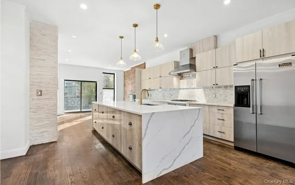 308 Clifton Place Brooklyn NY 11216