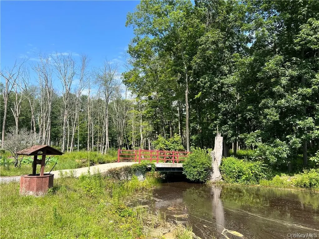 79 Bisch Road Middletown NY 10940