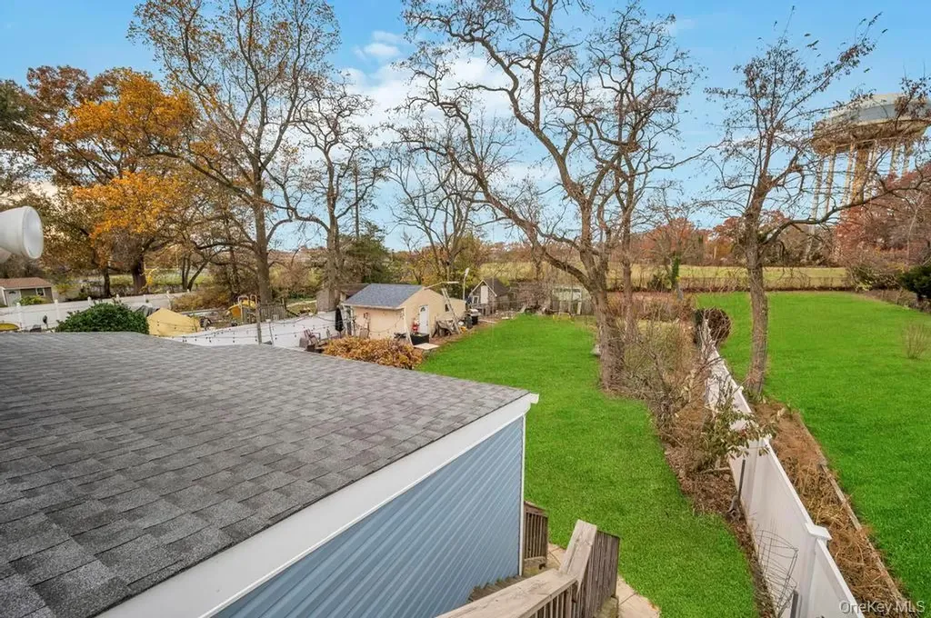 626 Winthrop Drive Uniondale NY 11553