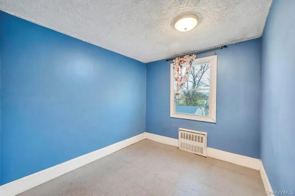 626 Winthrop Drive Uniondale NY 11553