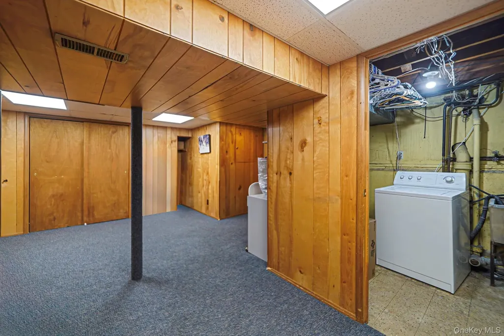 11 Fordham Drive Plainview NY 11803