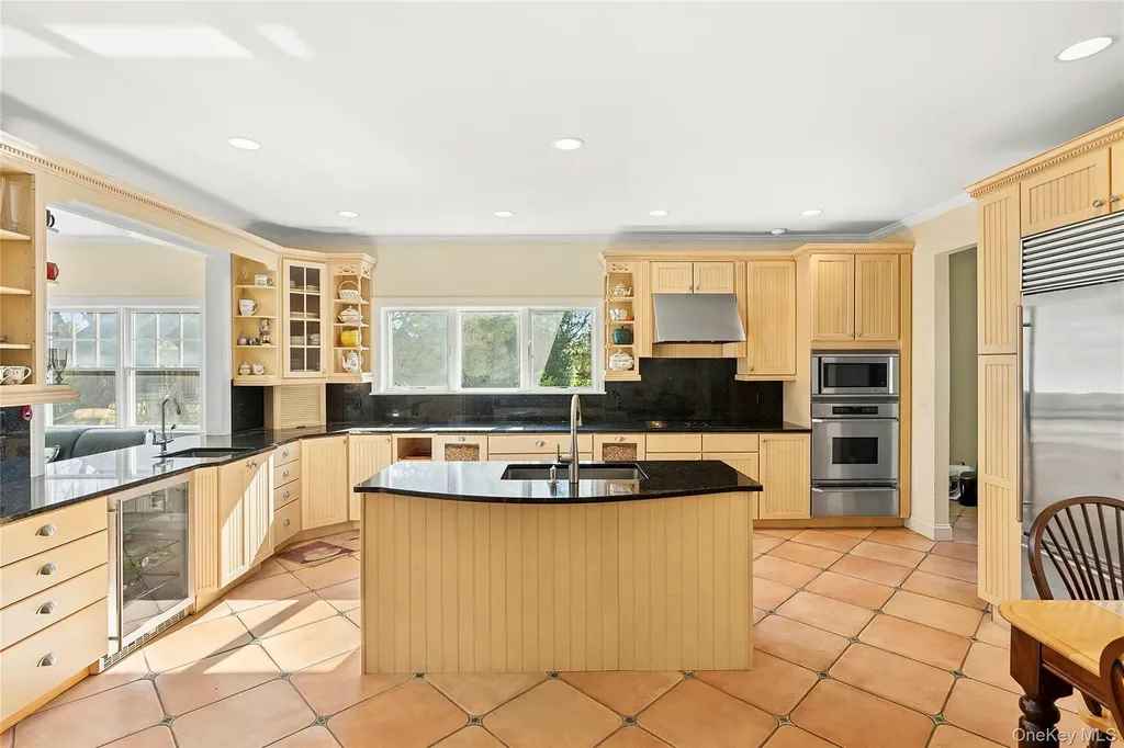 46A Tanners Neck Lane Westhampton NY 11977