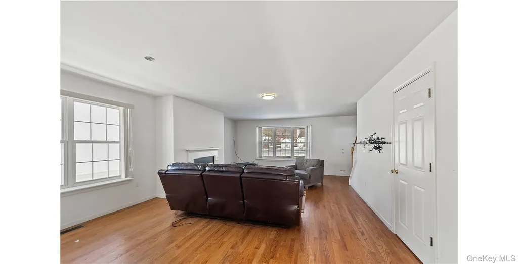 21 Kings Way Pawling NY 12564