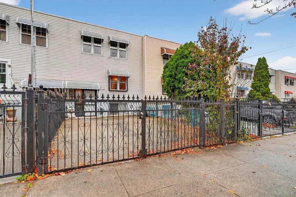 1042 Fox Street Bronx NY 10459